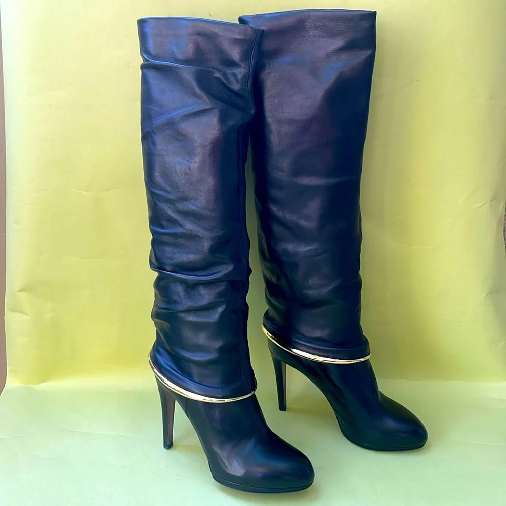 Black Sergio Rossi pull on leather boots in original box